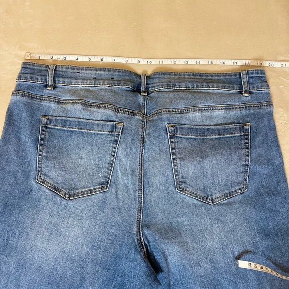 Love & Legend Frayed Hem Skinny Jeans - Size 20 - Picture 13 of 13